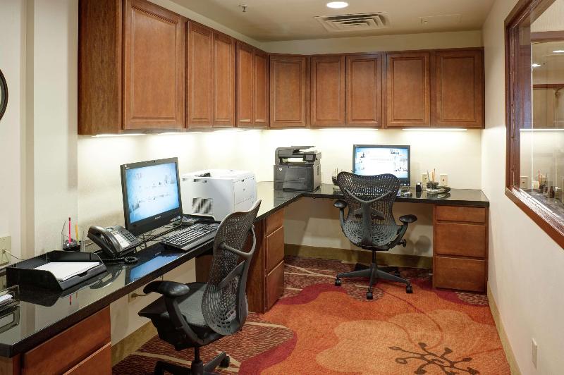 فندق Hilton Garden Inn Tulsa Airport