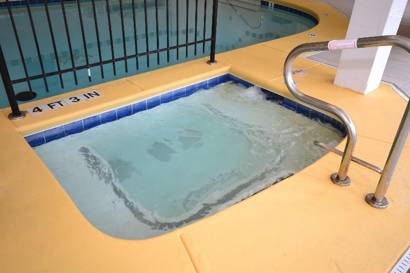 فندق Hilton Garden Inn Tulsa Airport