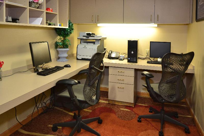 فندق Hilton Garden Inn Tulsa Airport