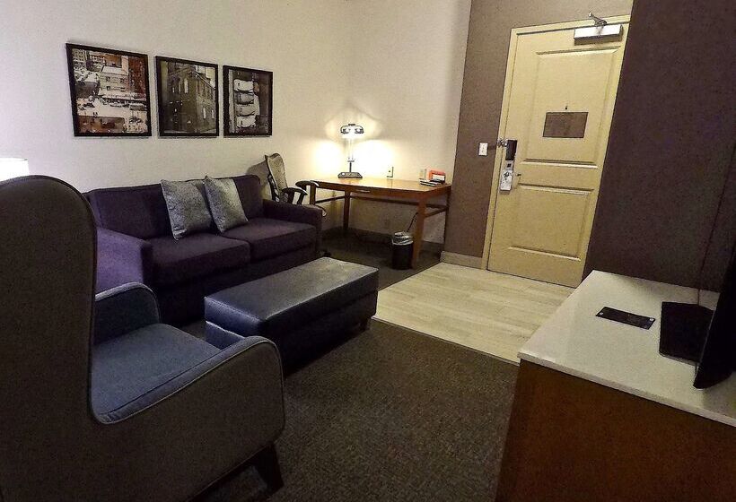 בית מלון כפרי Hilton Garden Inn Des Moines West