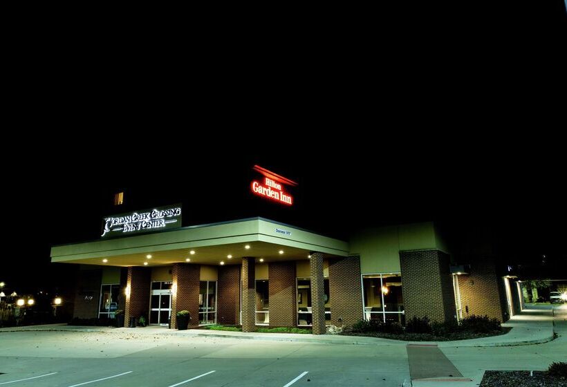 בית מלון כפרי Hilton Garden Inn Des Moines West