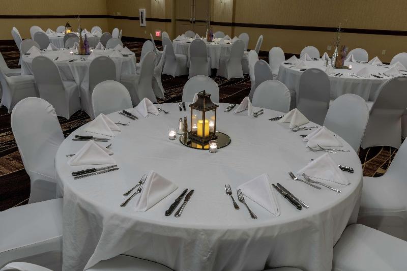 בית מלון כפרי Hilton Garden Inn Des Moines West