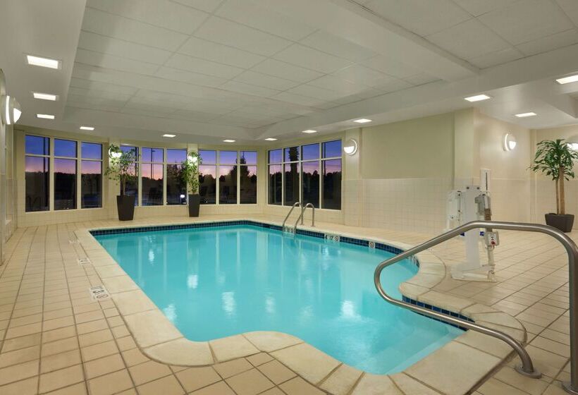 בית מלון כפרי Hilton Garden Inn West Monroe