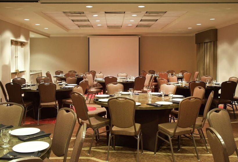 Отель Hilton Garden Inn Wisconsin Dells