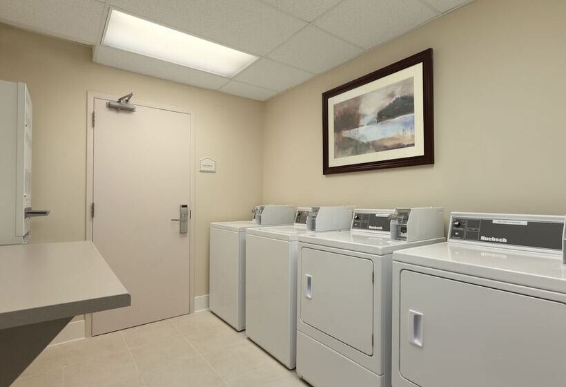 Отель Hilton Garden Inn Wisconsin Dells