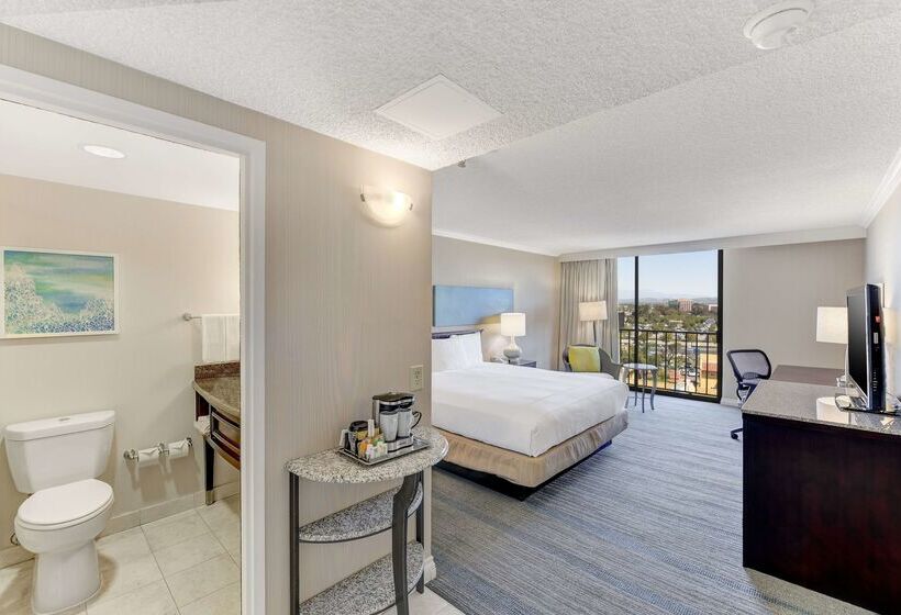 فندق Hilton Irvine/orange County Airport