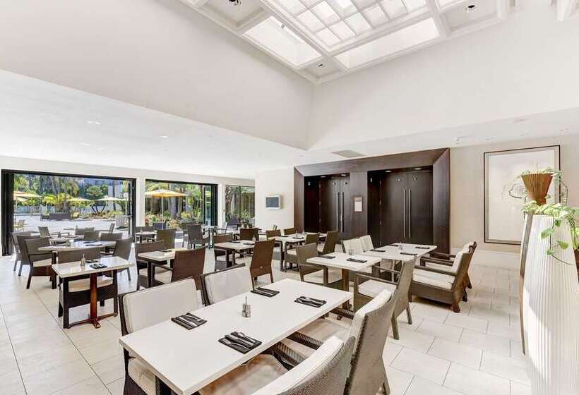בית מלון כפרי Hilton Irvine/orange County Airport