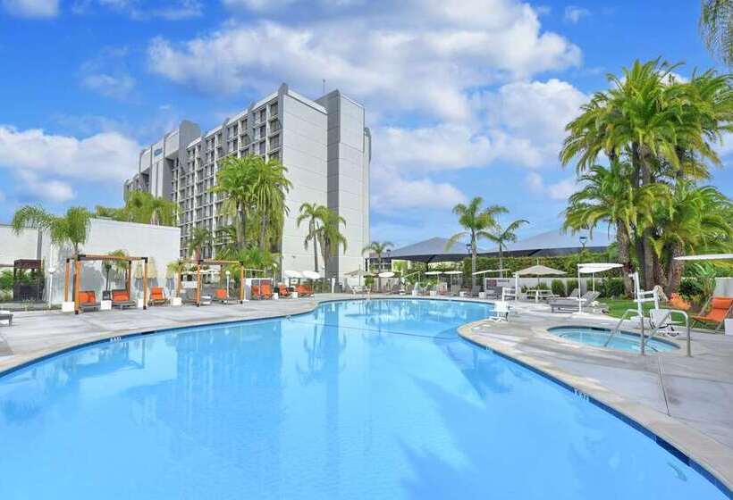 فندق Hilton Irvine/orange County Airport