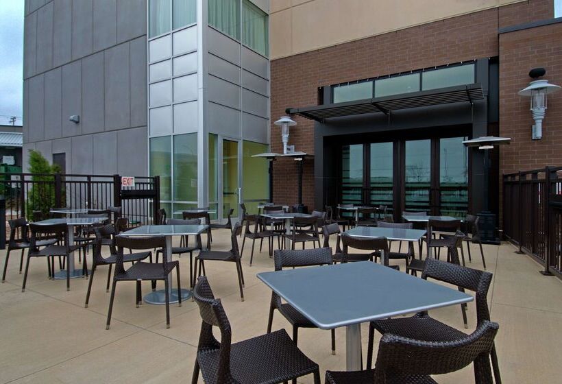 هتل Hilton Minneapolis/bloomington