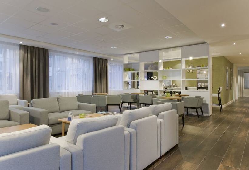 בית מלון כפרי Holiday Inn Express Amsterdam   Schiphol, An Ihg