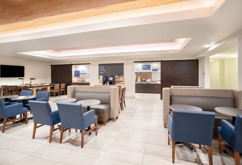 호텔 Holiday Inn Express & Suites Yosemite Park Area, An Ihg