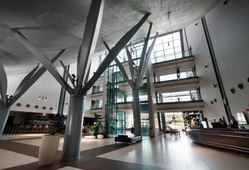 בית מלון כפרי Holiday Inn Nola   Naples Vulcano Buono, An Ihg