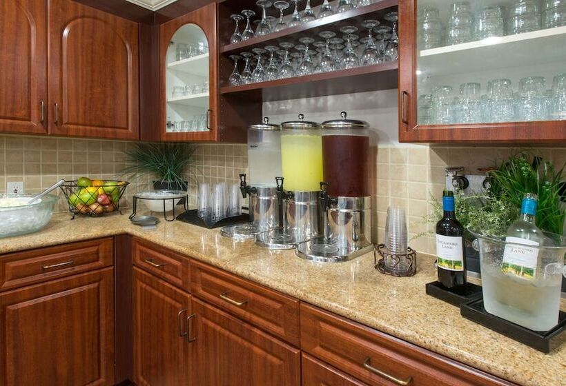 فندق Homewood Suites By Hilton Sarasota