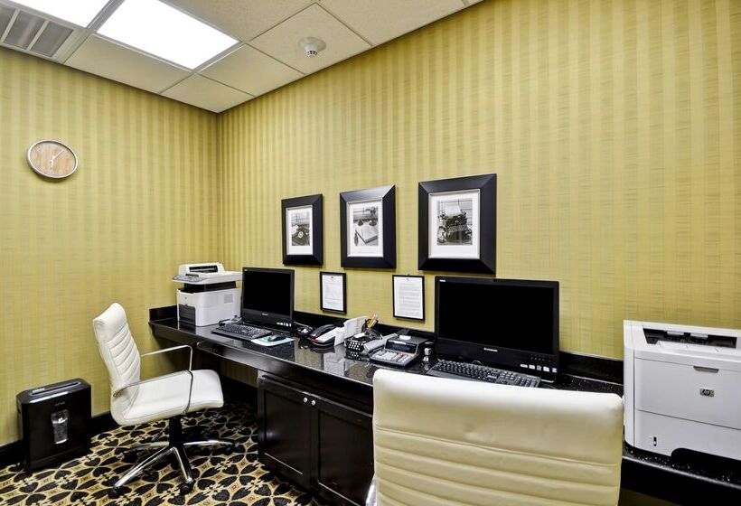 فندق Homewood Suites By Hilton Tulsasouth