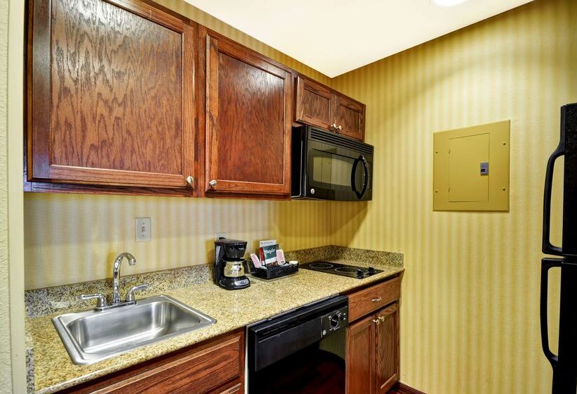 فندق Homewood Suites By Hilton Tulsasouth