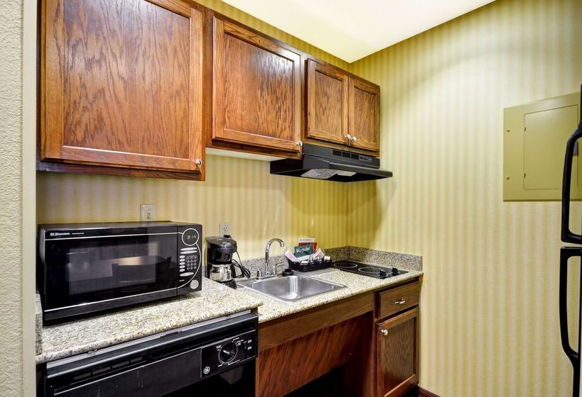 فندق Homewood Suites By Hilton Tulsasouth