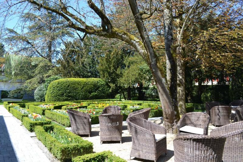 בית מלון כפרי Hostellerie Le Petit Manoir