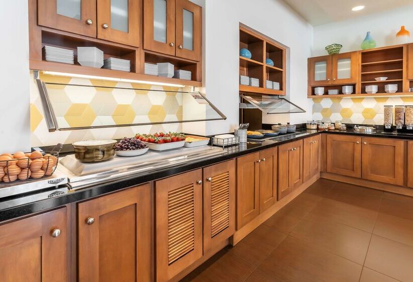 فندق Hyatt Place Salt Lake City Airport