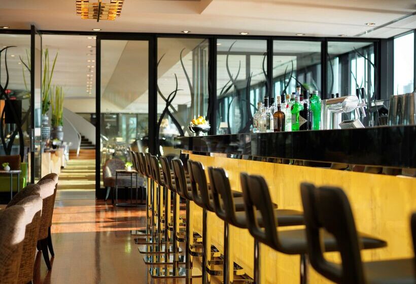 בית מלון כפרי Hyatt Regency Dusseldorf