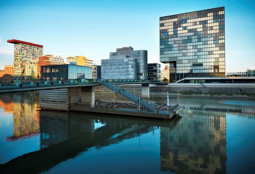 בית מלון כפרי Hyatt Regency Dusseldorf