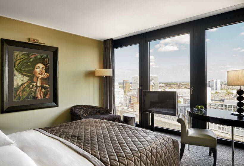 בית מלון כפרי Hyatt Regency Dusseldorf