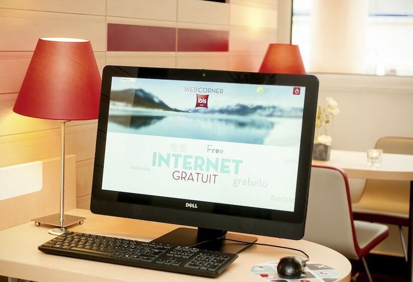 Отель Ibis Barcelona Plaza Glòries 22@