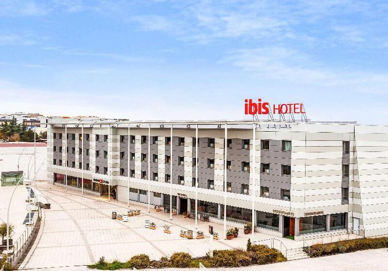 هتل Ibis Madrid Alcobendas
