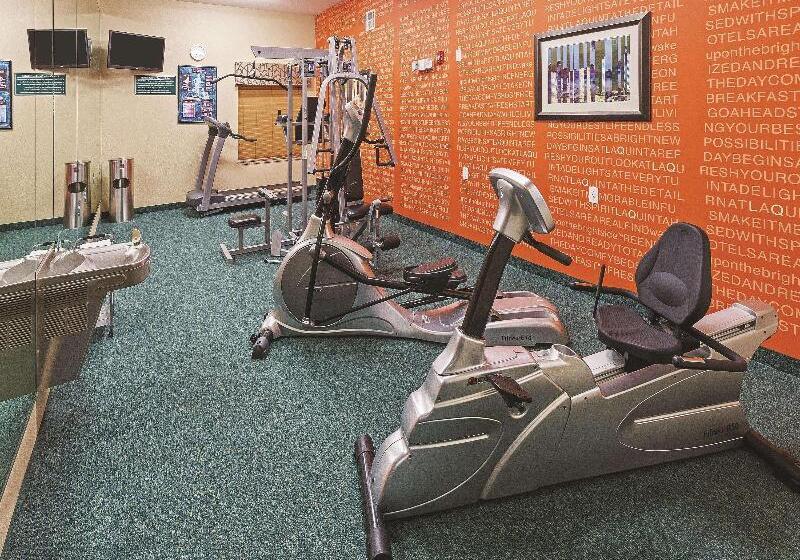 فندق La Quinta By Wyndham Houston Hobby Airport