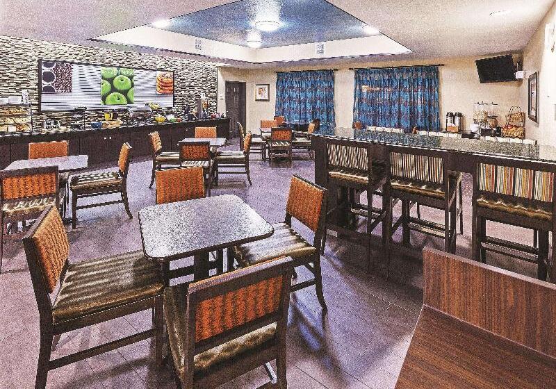 فندق La Quinta By Wyndham Houston Hobby Airport