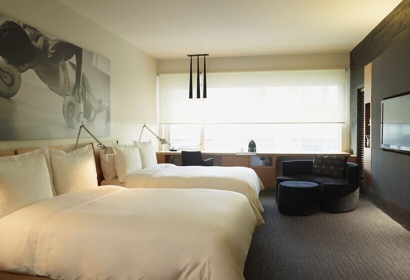 Le Germain Hotel Maple Leaf Square