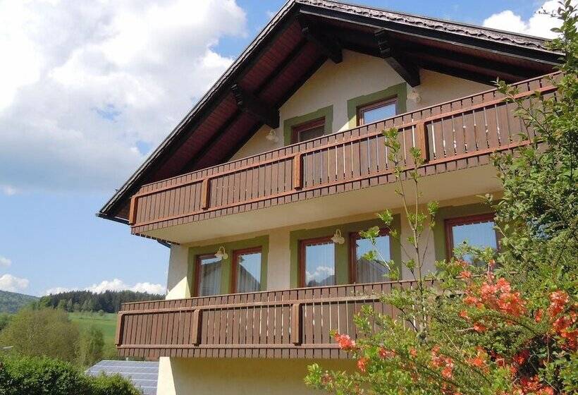 בית מלון כפרי Lugerhof