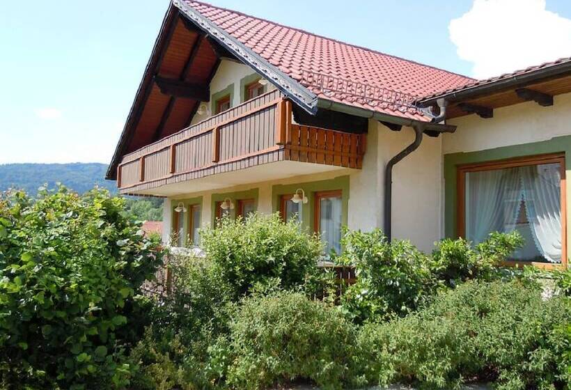 בית מלון כפרי Lugerhof