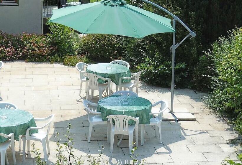 בית מלון כפרי Lugerhof