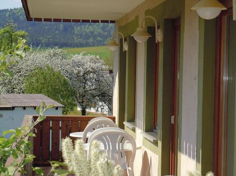 בית מלון כפרי Lugerhof