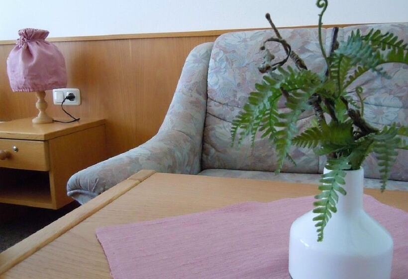 בית מלון כפרי Lugerhof