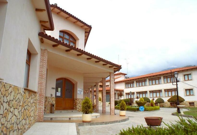 هتل Mirador De La Portilla