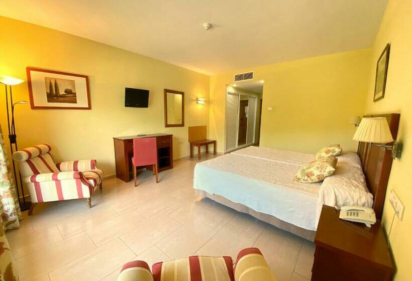 هتل Mirador De La Portilla