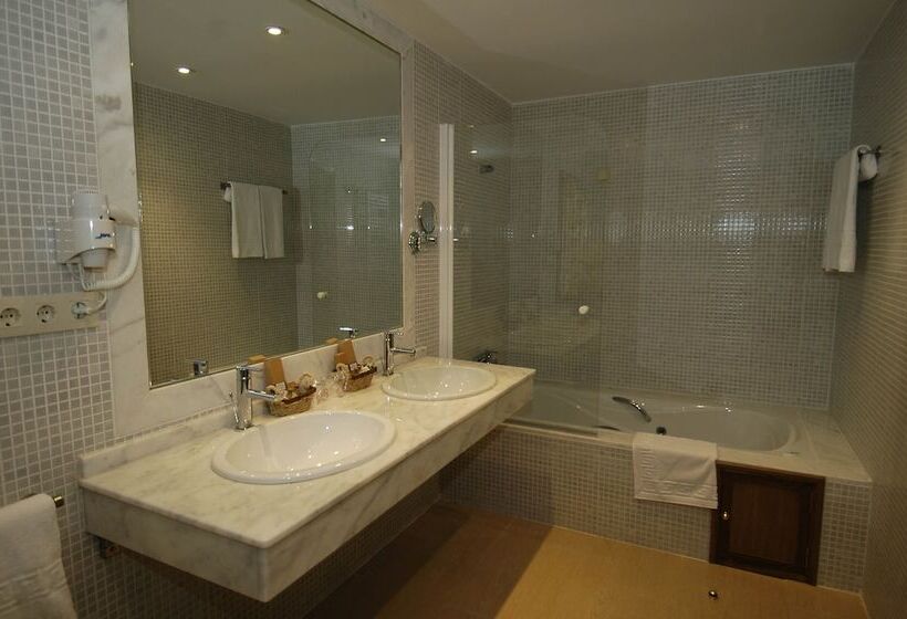 هتل Mirador De La Portilla