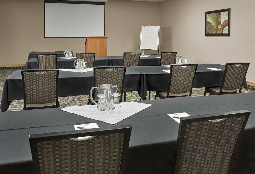 Neighbourhood Inn Hotels In Bonnyville