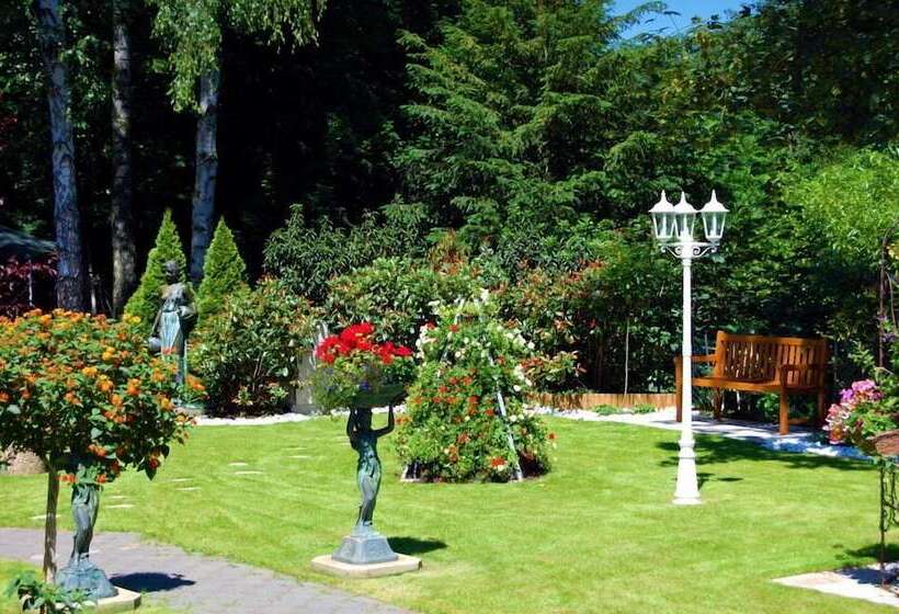 هتل Neuhöfer Am Südpark