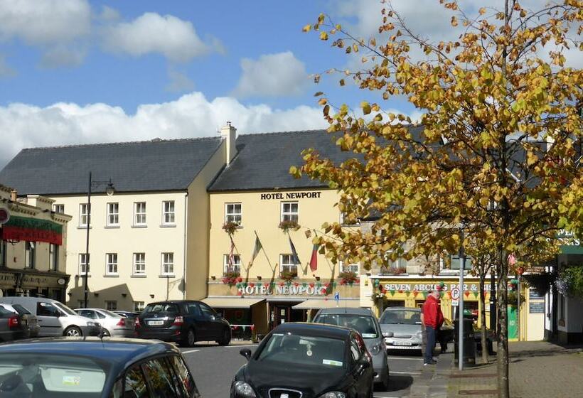 فندق Newport