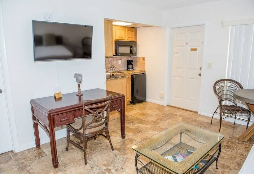 فندق Ocean Lodge