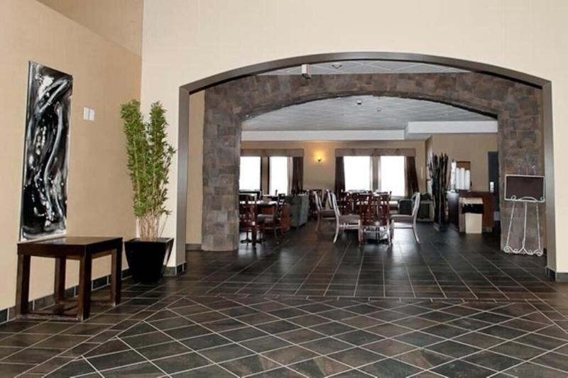 فندق Paradise Inn And Suites