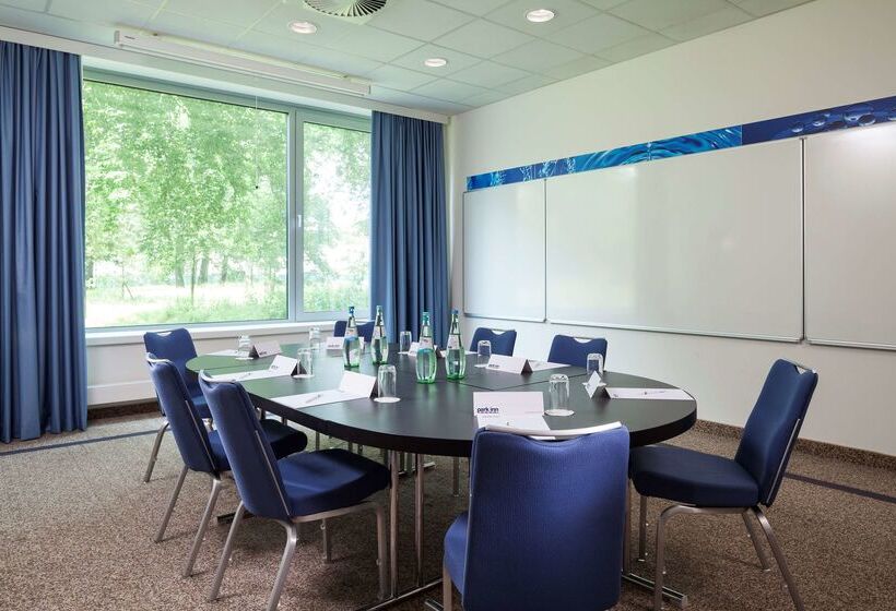 酒店 Park Inn By Radisson Frankfurt Airport