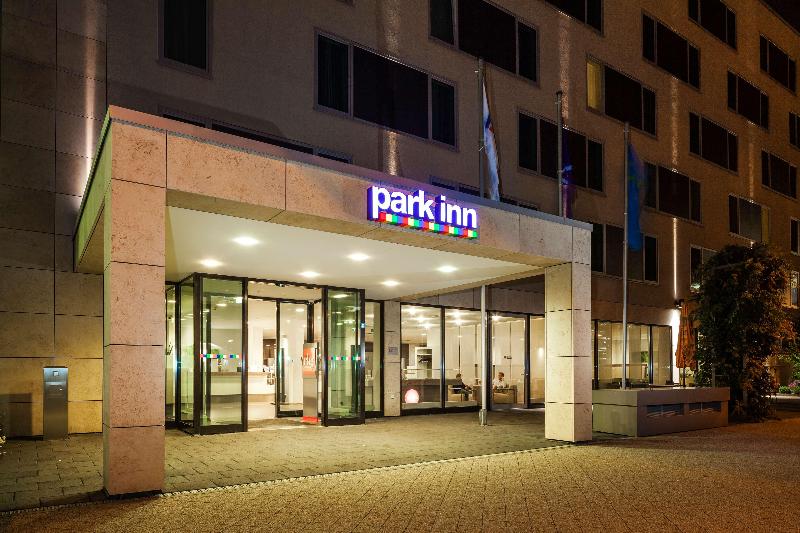 酒店 Park Inn By Radisson Frankfurt Airport
