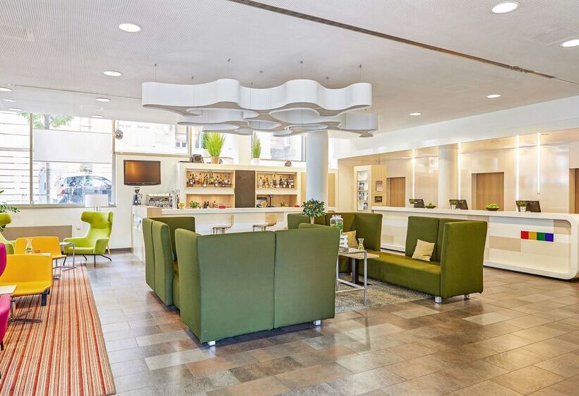 בית מלון כפרי Park Inn By Radisson Stuttgart