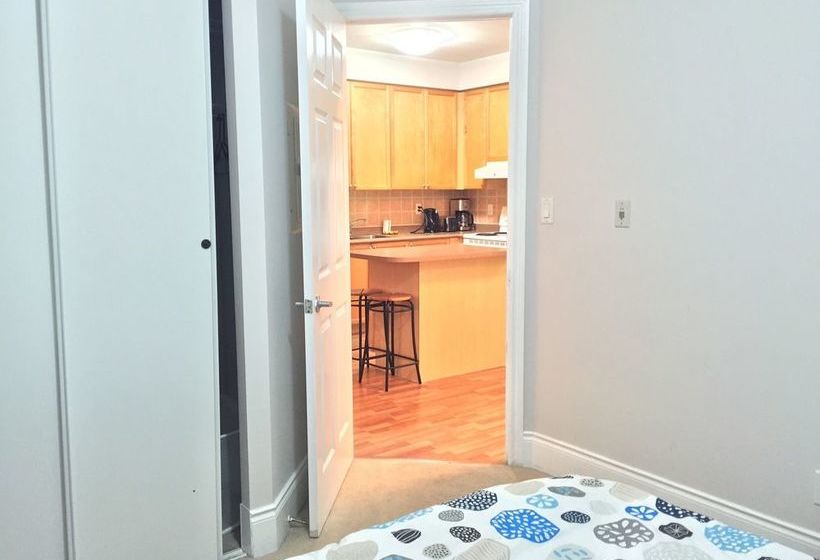 酒店 Pelican Executive Suites