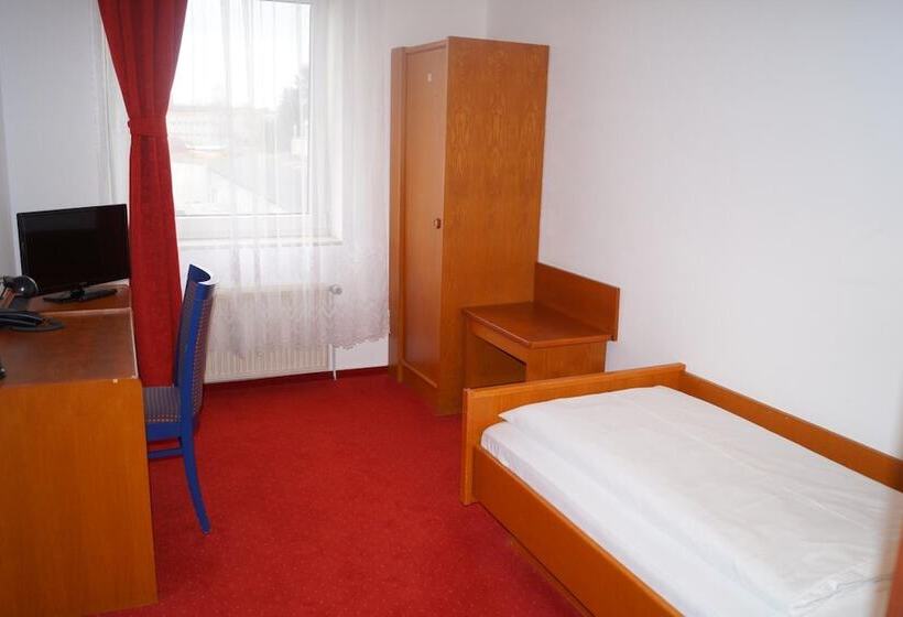 酒店 Rahlstedter Hof