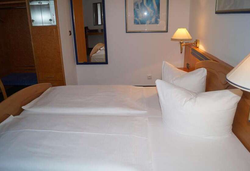 酒店 Rahlstedter Hof