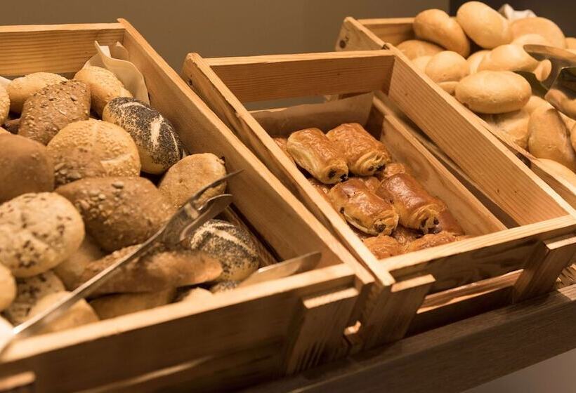 فندق Ramada By Wyndham Hannover Messe